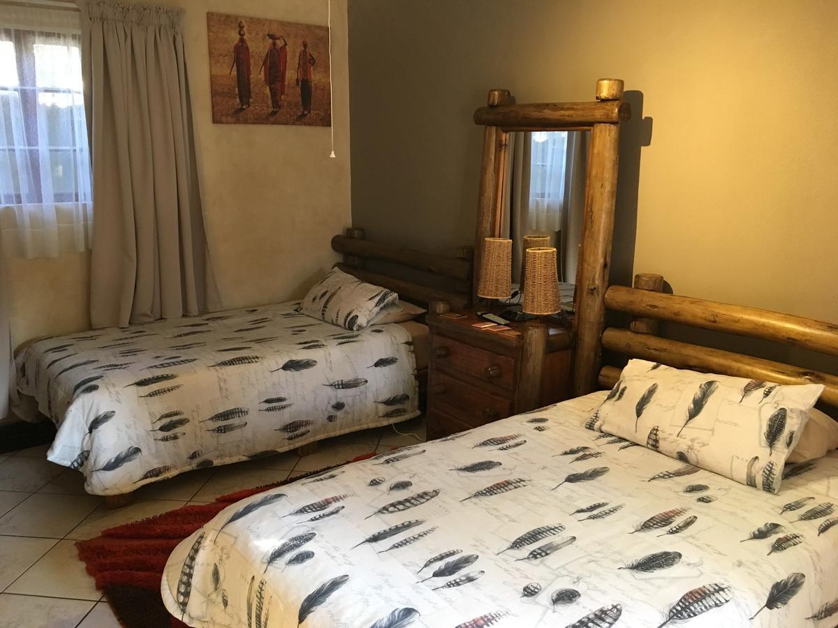 Lions Rest Guest House Germiston Exterior photo